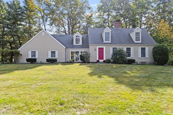 2 Bunker Hill Terrace, Scarborough, ME 04074