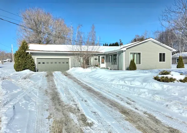 7 Lynn Drive, Caribou, ME 04736