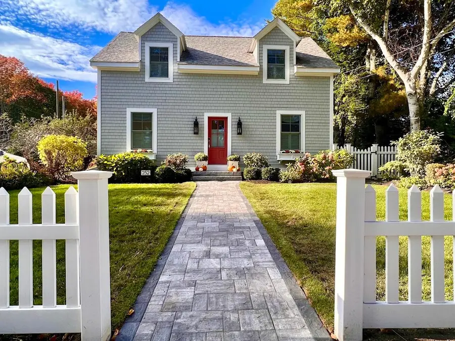 252 Foreside Road, Falmouth, ME 04105 - #3