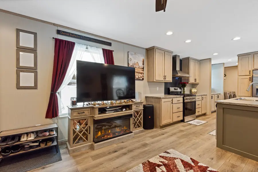 529 Phillips Corner Road, Pittsfield, ME 04967 - #3