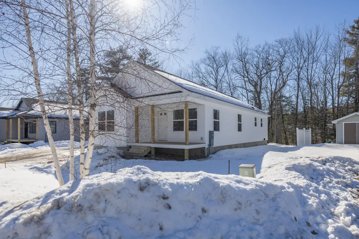 17 Streamside Drive, Auburn, ME 04210 - #1