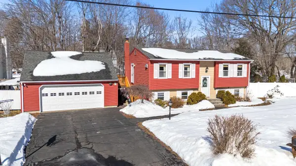 32 Rosewood Circle, Sanford, ME 04083