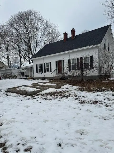 22 Franklin Street, Old Town, ME 04468