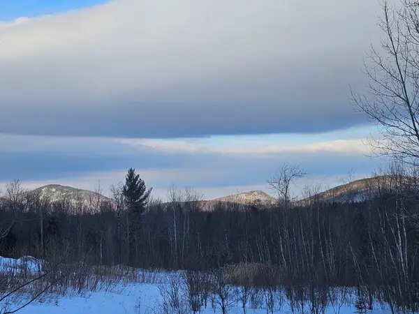 2 W Mountain View Estates West Drive, Temple, ME 04984