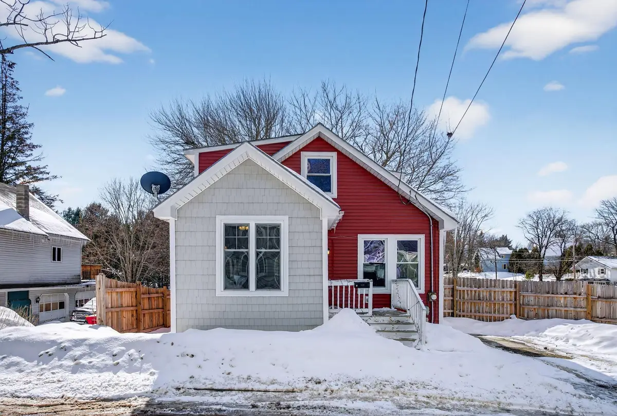 3 Fairlawn Avenue, Lewiston, ME 04240 - #1