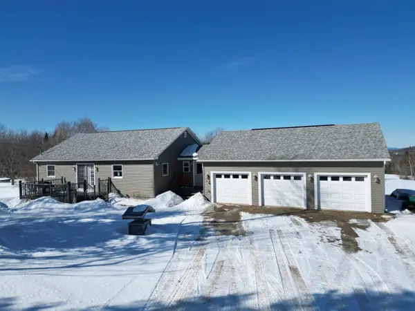 303 Phinney Farm Road, Lincoln, ME 04457