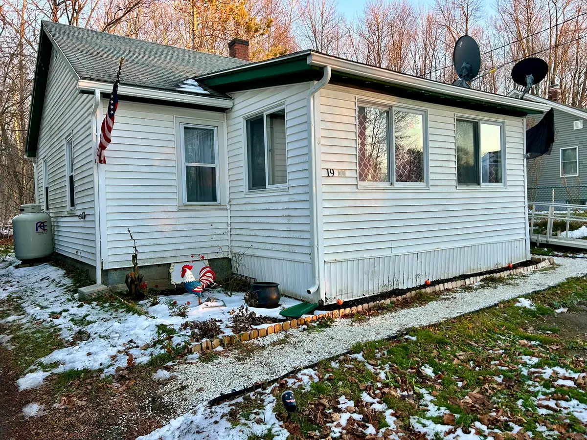 19 Elm Street, Dexter, ME 04930 - #1