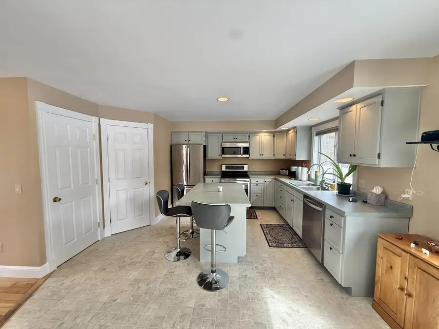 79 S Pleasant Street, Bowdoinham, ME 04008 - #2