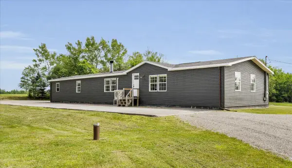 581 The Shore Road, Castine, ME 04421