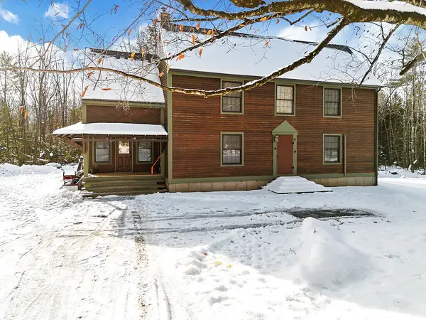 214 Desert Pond Road, Mount Vernon, ME 04352