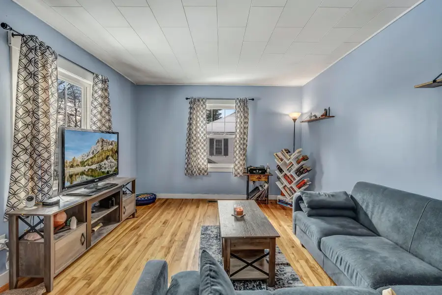 6 Hillcrest Street, Gardiner, ME 04345 - #3