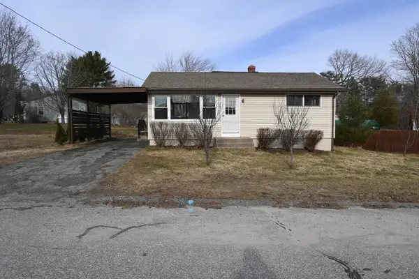 13 Frost Hill Avenue, Lisbon, ME 04252