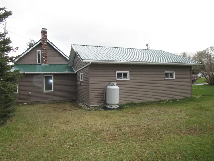 837 Main Street, Madawaska, ME 04756 - #3