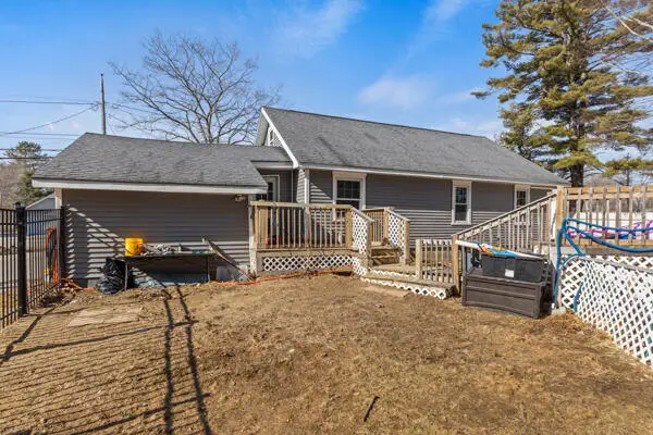 32 Grove Street, Lewiston, ME 04240 - #3