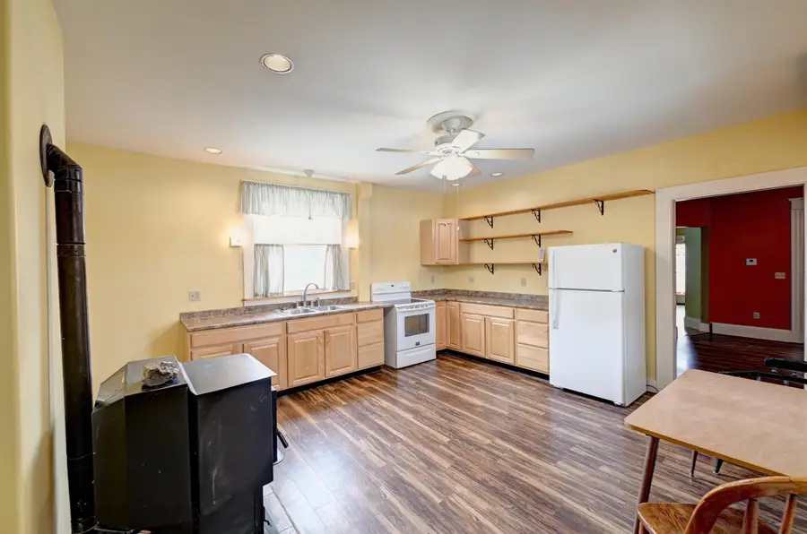 34 Pleasant Street, Houlton, ME 04730 - #2