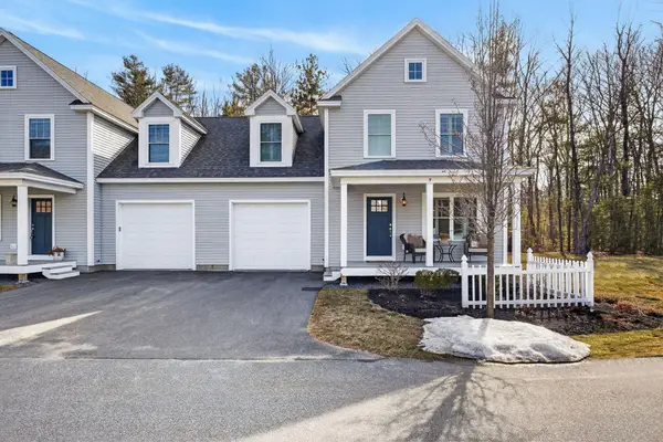 9 Webhannet Place #7, Kennebunk, ME 04043