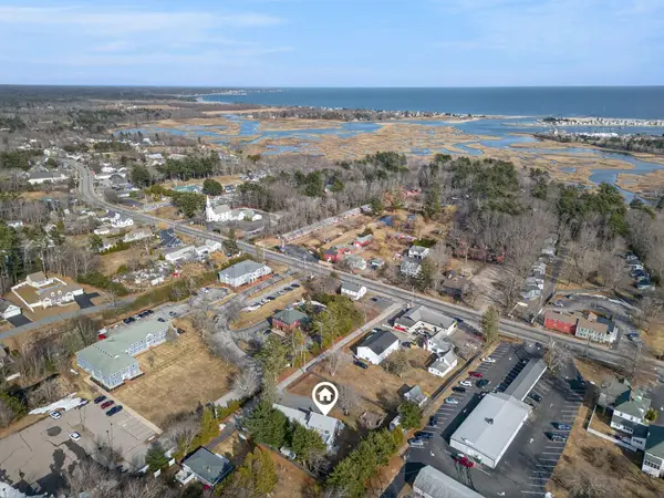 28 Coggeshall Lane, Wells, ME 04090