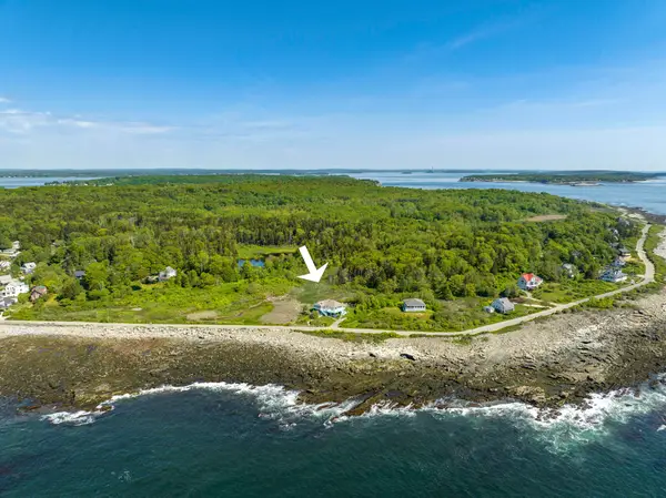 252 Seashore Avenue, Portland, ME 04108