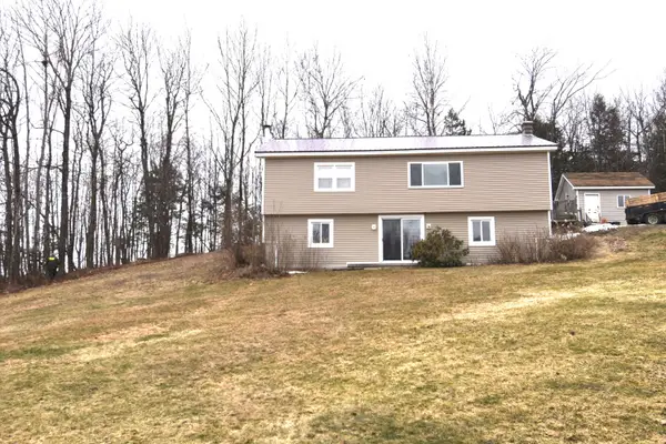 318 Bigelow Road, Saint Albans, ME 04971