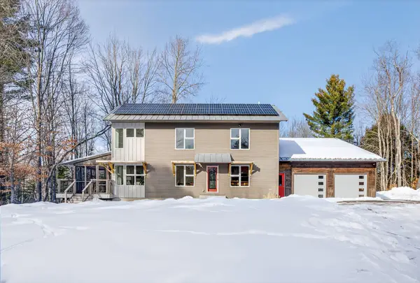 28 Nyasa Lane, Brunswick, ME 04011