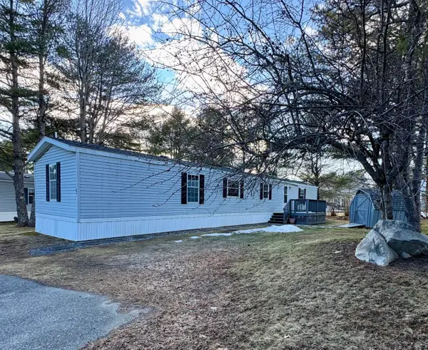 42 Ridge Road, Randolph, ME 04346