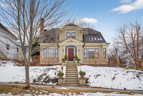 121 Sixth Street, Auburn, ME 04210