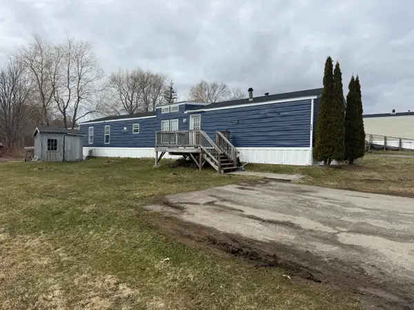 123 First Street, Rockland, ME 04841