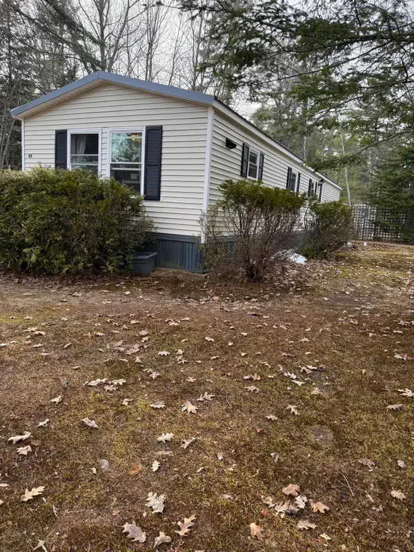 2196 Sanford Road #48, Wells, ME 04090