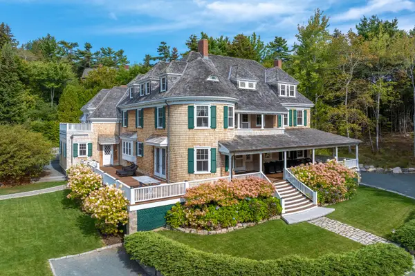 28 Harborside Rd, Northeast Hbr, Mount Desert, ME 04662
