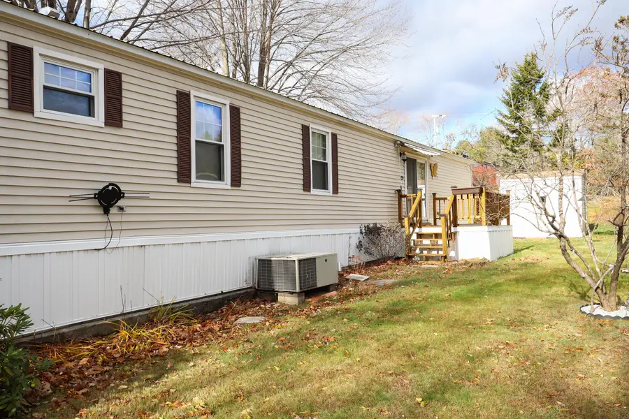 9 Lynewood Drive, Norway, ME 04268 - #3