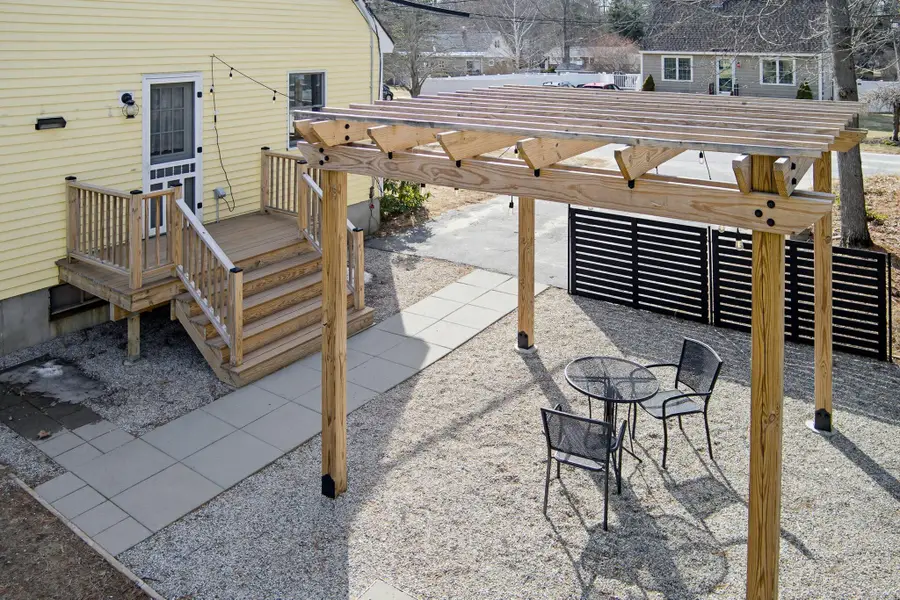 31 Hanson Drive, Topsham, ME 04086 - #2