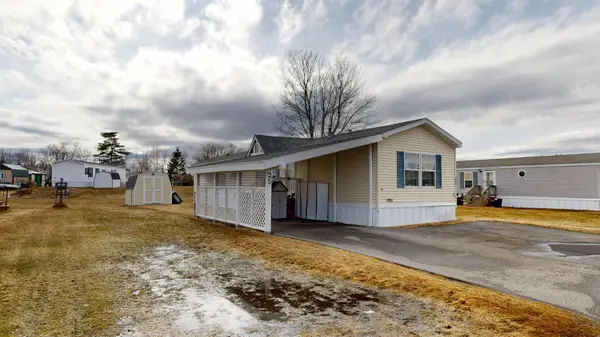 25 Sarah Avenue, Lewiston, ME 04240