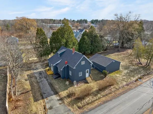 8 Autumn Street, Rockland, ME 04841