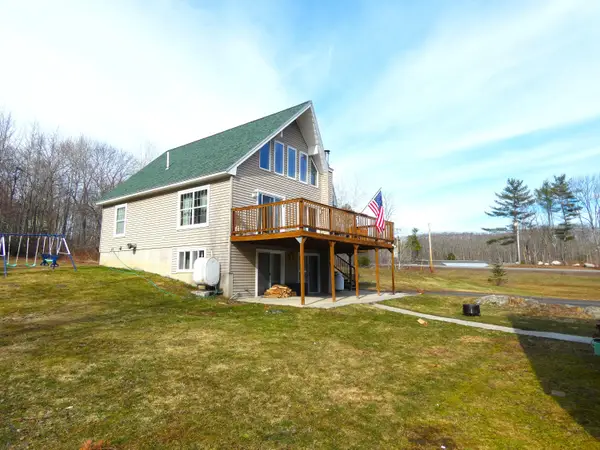 511 River Road, Chelsea, ME 04330
