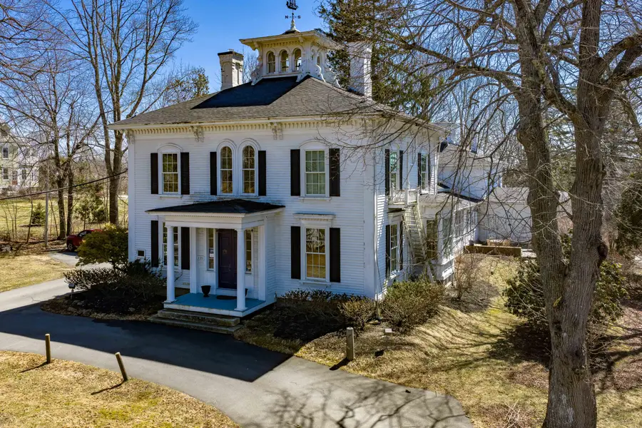 121 E Main Street, Searsport, ME 04974 - #2