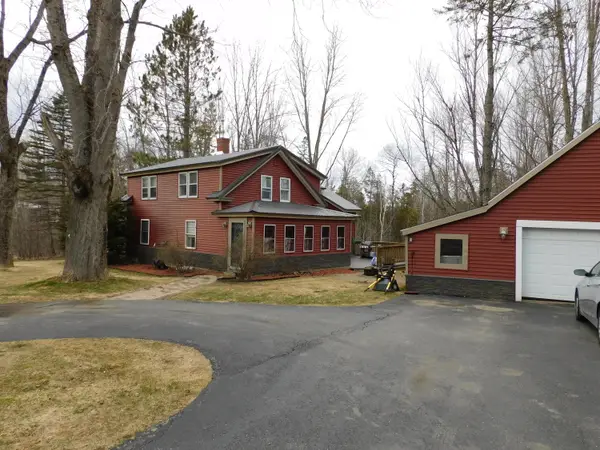 352 S River Road, Calais, ME 04619