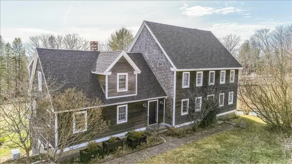 648 Reach Road, Sedgwick, ME 04673