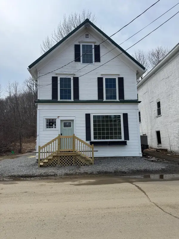17 Four Rod Road, Warren, ME 04864