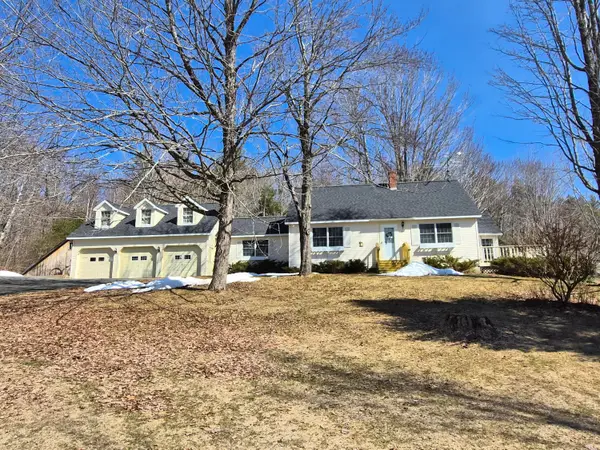 579 Federal Row, Industry, ME 04938