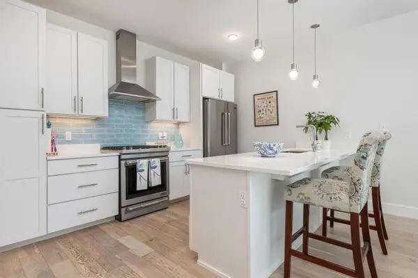 383 Commercial Street #316, Portland, ME 04101