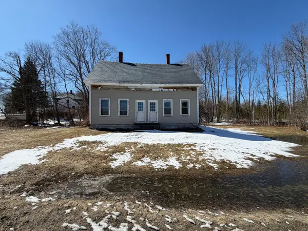 4 Chapin Avenue, Monson, ME 04464