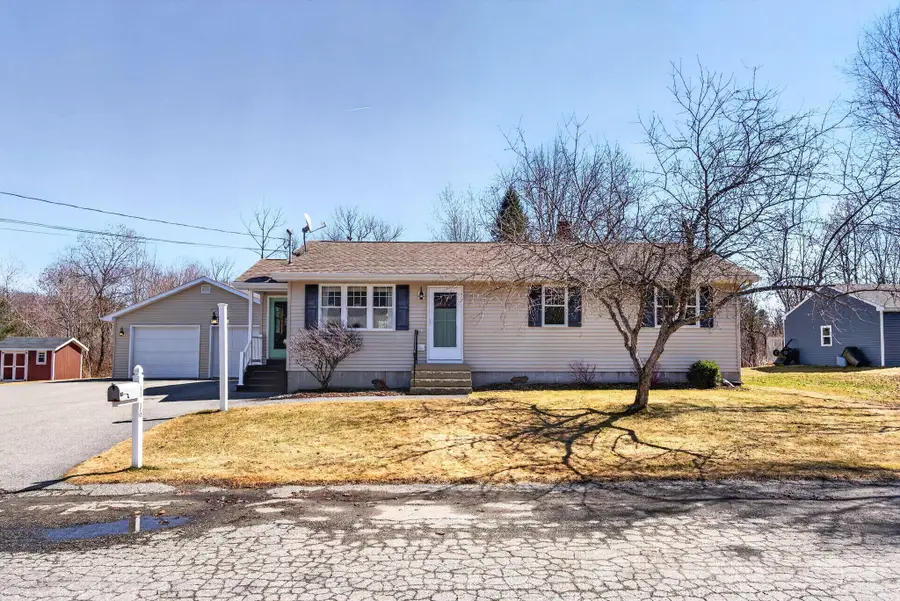 16 Jan's Boulevard, Lewiston, ME 04240 - #2