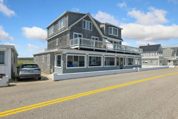 371 Webhannet Drive #1, Wells, ME 04090