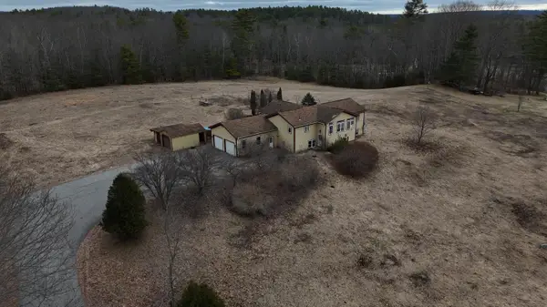 128 Pinewoods Road, Lewiston, ME 04240