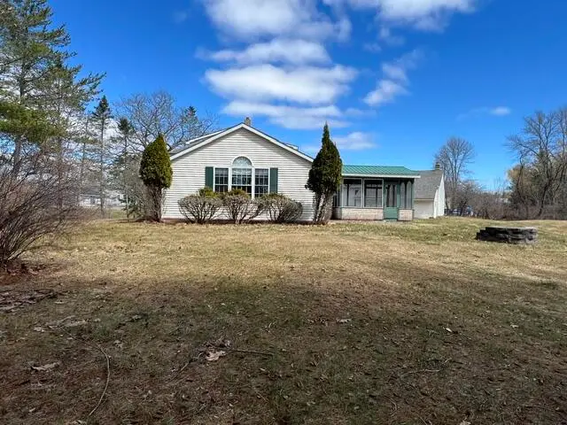 1071 Clinton Avenue, Benton, ME 04901 - #2