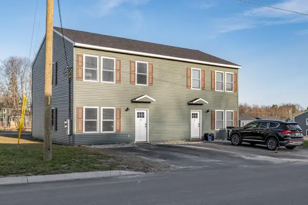 30 Wildwood Drive, Bangor, ME 04401