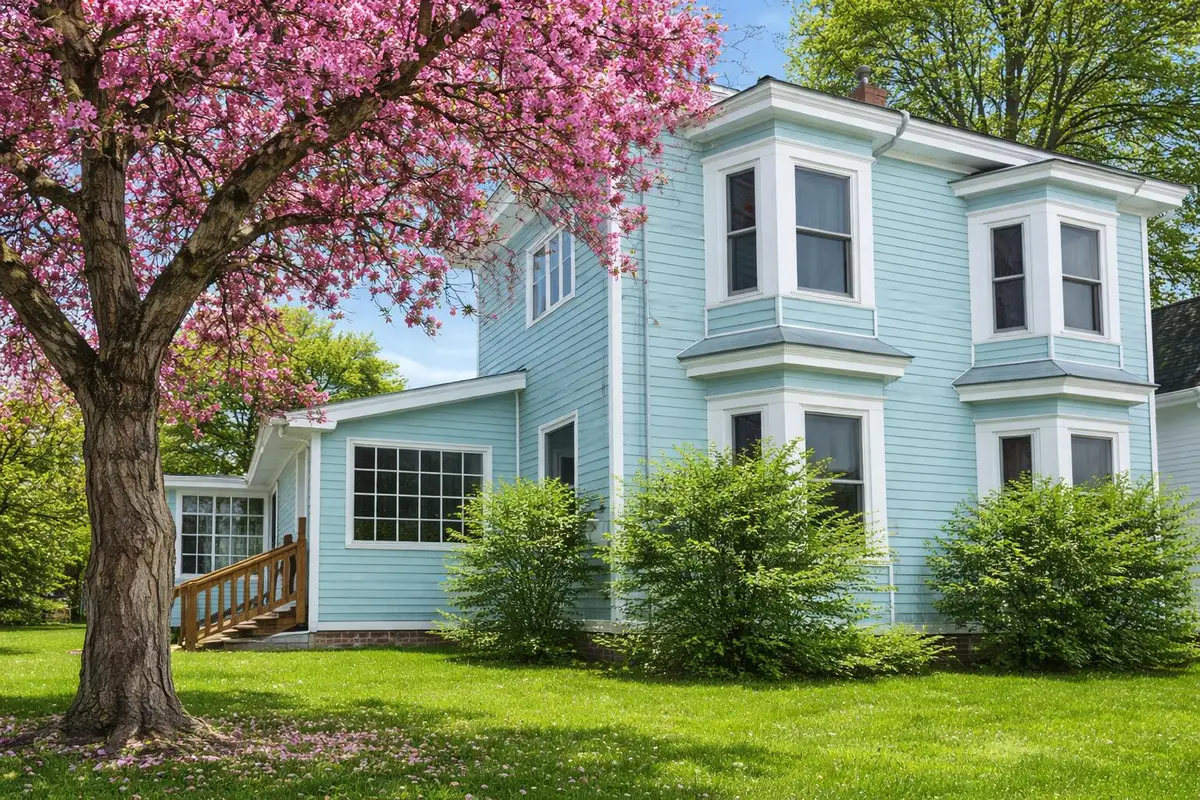 128 Middle Street, Farmington, ME 04938 - #1