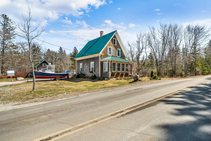 281 Atlantic Road, Swans Island, ME 04685 - #3