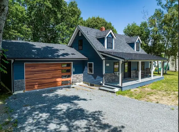 331 Enfield Road, Lincoln, ME 04457