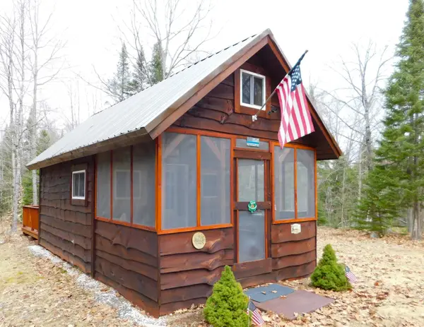 217 Troy Road, Detroit, ME 04929